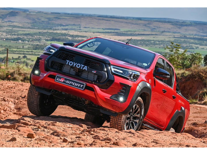 Persiana de Lujo Tipo GR Sport para Toyota Hilux 2021-2026