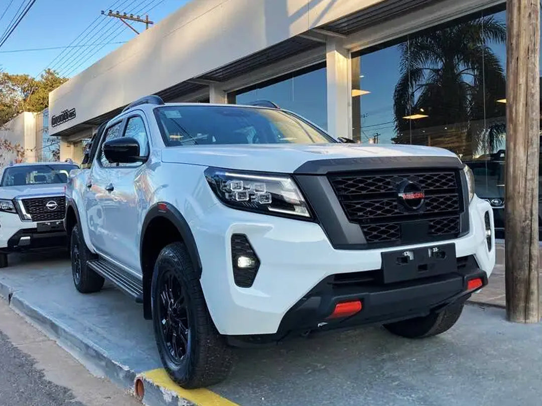 Exploradoras Delanteras para Nissan Frontier 2022-2026