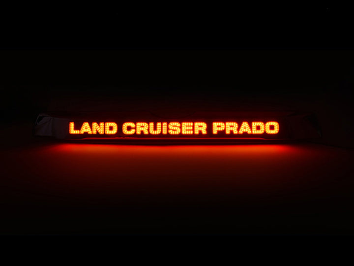 Plaquero Trasero Cromado con Luz Led para Toyota Prado 2014-2017