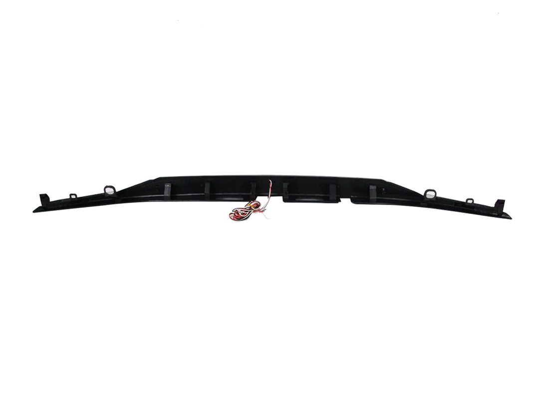 Plaquero Trasero Cromado con Luz Led para Toyota Fortuner 2017-2026