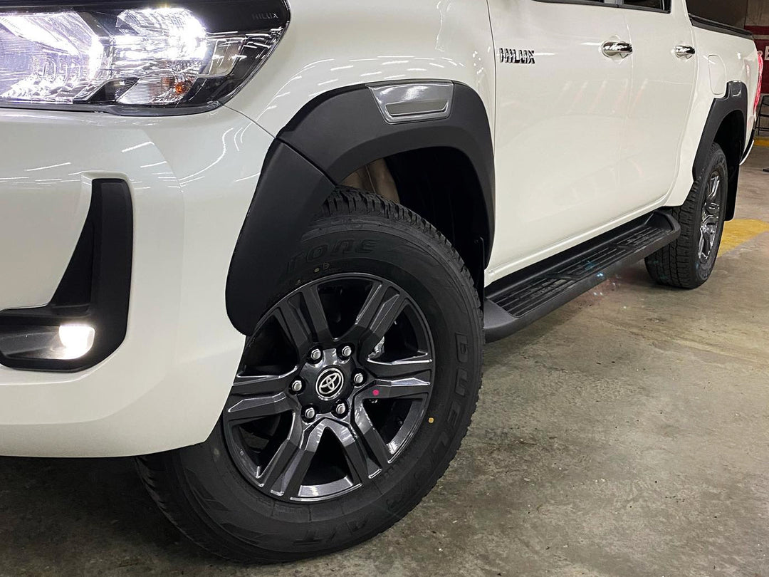 Ampliaciones Tipo Adventure en Abs para Toyota Hilux 2017-2026