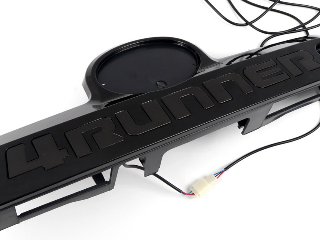 Plaquero Trasero Negro con Luz Led para Toyota 4Runner 2010-2024