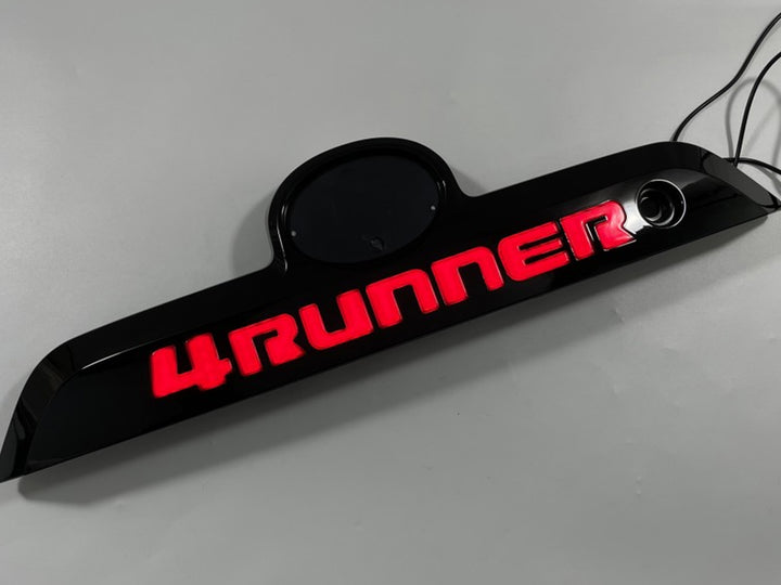 Plaquero Trasero Negro con Luz Led para Toyota 4Runner 2010-2024